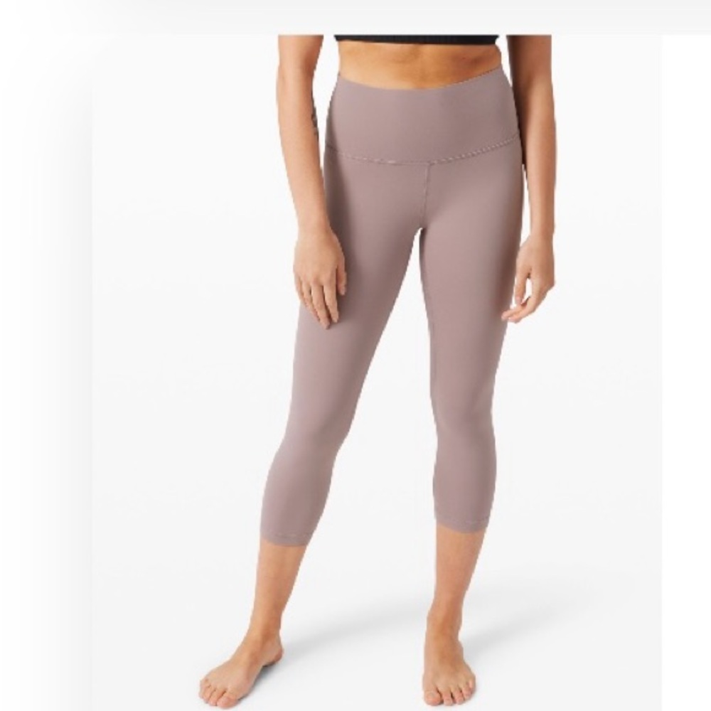 High-Waisted Cropped Leggings
